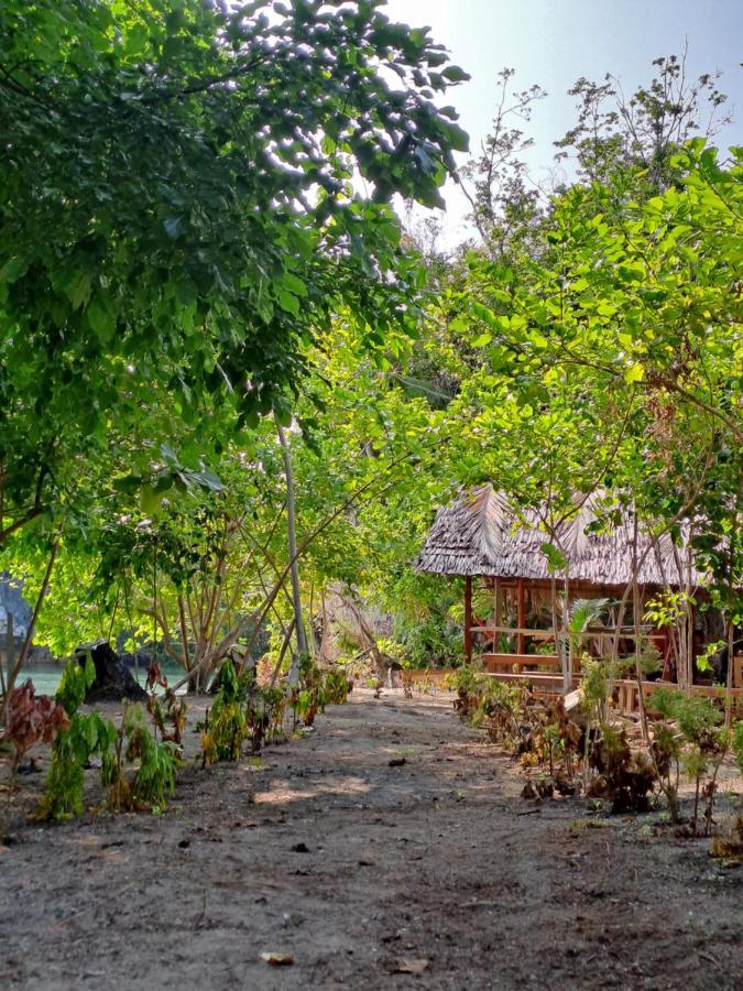 Gam Bay Bungalow'S Besir Exterior photo